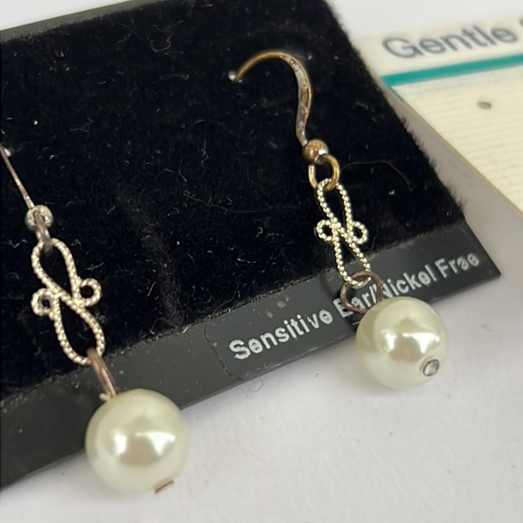 🌻 Bundle of White and Red Vintage Earrings sensitive ears - Picture 3 of 4